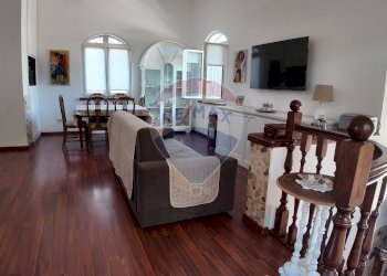 Sala da pranzo - Villa Via Cavallo
 
13, Torre del Greco - foto 28