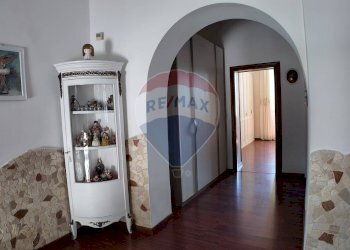 Hall / corridoio - Villa Via Cavallo
 
13, Torre del Greco - foto 30