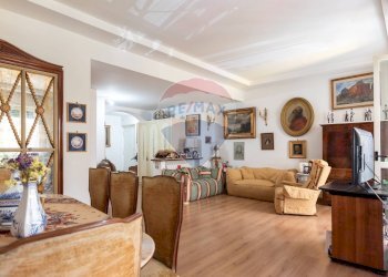 Sala da pranzo - Appartamento Via M.Schipa
 
64, Napoli - foto 7