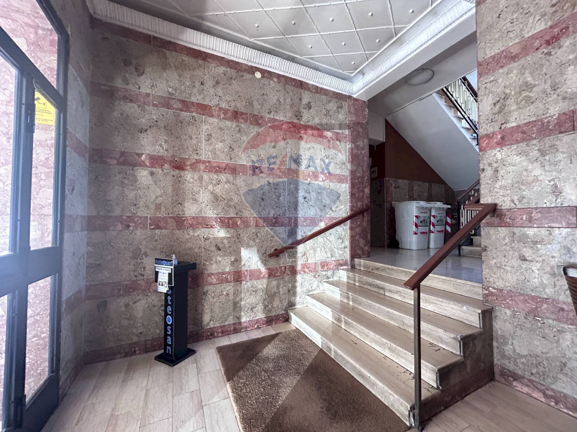 Ricezione / Lobby - Appartamento Via Guido De Ruggiero
 
52, Napoli - foto 3