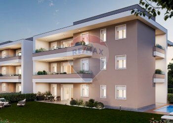 Edificio all\'aperto - Quadrilocale via luigi nono, Cornate d'Adda - foto 4