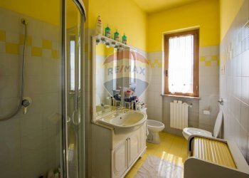 Bagno - Trilocale Via Roma
 
106, Treviolo - foto 12