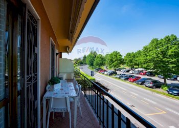 Balcone - Trilocale Via Roma
 
106, Treviolo - foto 16