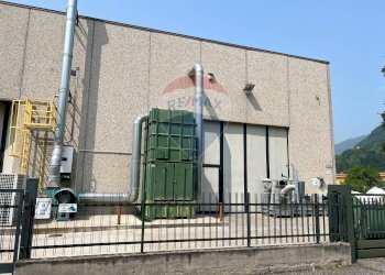 Casa all\'aperto - Capannone via delle industrie
 
24, Casazza - foto 2