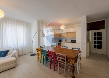 Sala da pranzo - Casa semi indipendente Via COLOMBO
 
11, Treviolo - foto 5