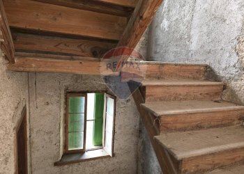 Scale - Casa semi indipendente Piazza Martiri
 
7-9, Arsiè - foto 11