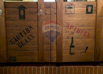 Bagno - Commercial Premises Via Oberdan
 
7, Ancona - photo 15