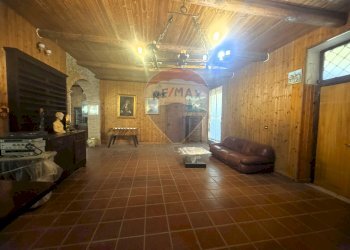 Sala da pranzo - Villa Via della Tenutella
 
74, Albano Laziale - foto 18