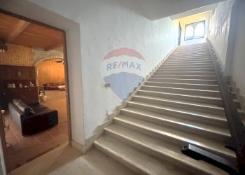 Scale - Villa Via della Tenutella
 
74, Albano Laziale - foto 25