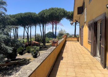Terrazza - Villa Via della Tenutella
 
74, Albano Laziale - foto 29