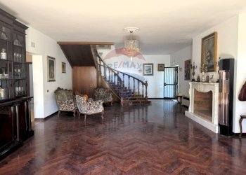 Soggiorno - Villa Via della Tenutella
 
74, Albano Laziale - foto 32