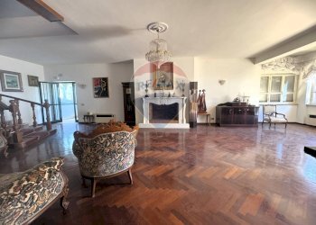 Soggiorno - Villa Via della Tenutella
 
74, Albano Laziale - foto 33