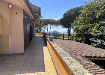 Terrazza - Villa Via della Tenutella
 
74, Albano Laziale - foto 42