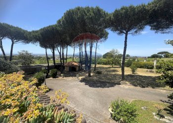Giardino - Villa Via della Tenutella
 
74, Albano Laziale - foto 44