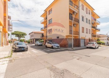 Edificio all\'aperto - Box Via Ferento
 
36, Montalto di Castro - foto 5