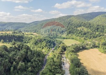 Vista delle montagne - Rustico Strada Provinciale 109 di Castro
 
snc, Ischia di Castro - foto 8