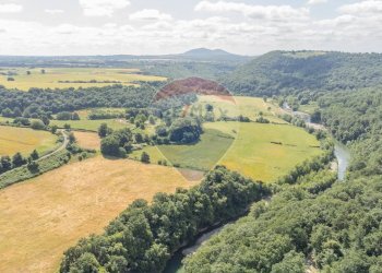 Vista delle montagne - Rustico Strada Provinciale 109 di Castro
 
snc, Ischia di Castro - foto 10