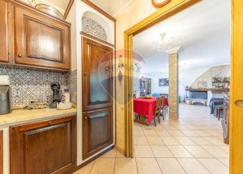 Cucina - Casa indipendente via calopezzati
 
291, Roma - foto 13