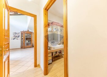 Hall / corridoio - Casa indipendente via calopezzati
 
291, Roma - foto 21