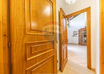 Hall / corridoio - Casa indipendente via calopezzati
 
291, Roma - foto 22