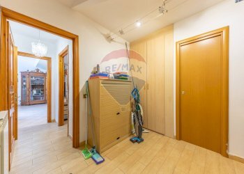 Camera / camera da letto - Casa indipendente via calopezzati
 
291, Roma - foto 30