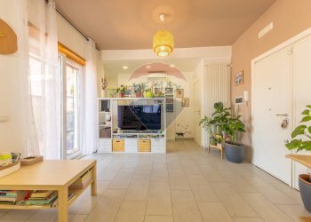 Soggiorno - Three-room apartment Via Montelupo Fiorentino
47, Roma - photo 9