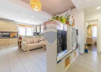 Soggiorno - Three-room apartment Via Montelupo Fiorentino
47, Roma - photo 6