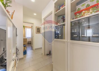 Hall / corridoio - Three-room apartment Via Montelupo Fiorentino
47, Roma - photo 16