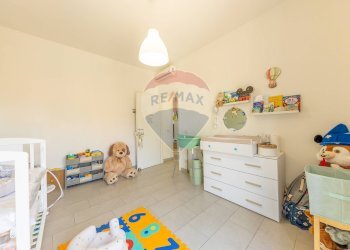 Camera / camera da letto - Three-room apartment Via Montelupo Fiorentino
47, Roma - photo 18