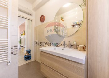 Bagno - Three-room apartment Via Montelupo Fiorentino
47, Roma - photo 22