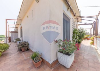 Terrazza - Three-room apartment Via Montelupo Fiorentino
47, Roma - photo 42