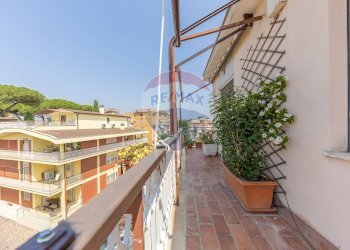 Balcone - Three-room apartment Via Montelupo Fiorentino
47, Roma - photo 44