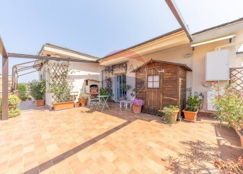 Terrazza - Three-room apartment Via Montelupo Fiorentino
47, Roma - photo 45