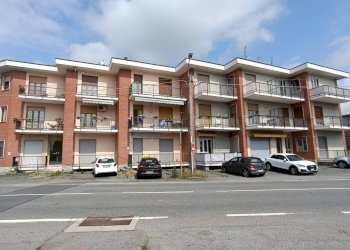 Foto 2 - Trilocale Via Torino
 
23, San Francesco al Campo - foto 2