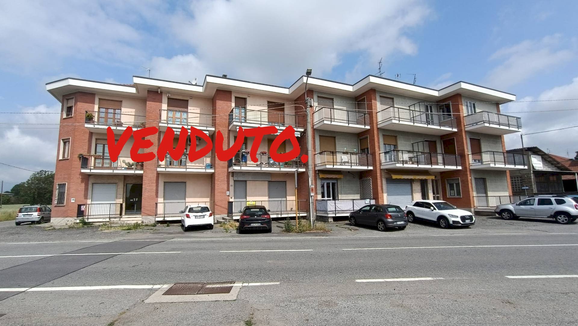 Foto 1 - Ufficio Via Torino
 
23, San Francesco al Campo - foto 1