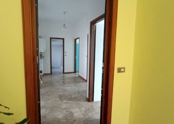 Foto 4 - Ufficio Via Torino
 
23, San Francesco al Campo - foto 4