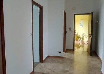 Foto 5 - Ufficio Via Torino
 
23, San Francesco al Campo - foto 5