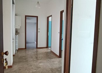 Foto 15 - Ufficio Via Torino
 
23, San Francesco al Campo - foto 15