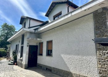 Foto 3 - Quadrilocale Regione  Oviglia inferiore
 
3, Lanzo Torinese - foto 3