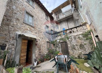 Edificio all\'aperto - Casa semi indipendente Loc Vicinato Partigliano
 
4, Borgo a Mozzano - foto 8