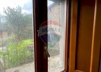 Dettagli - Casa indipendente Bagni di Lucca - foto 11