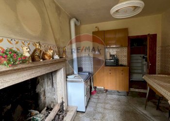 Cucina - Casa indipendente Bagni di Lucca - foto 15
