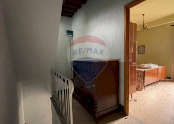 Hall / corridoio - Casa indipendente Bagni di Lucca - foto 28