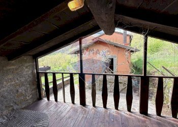 Balcone - Rustico Camporgiano - foto 85