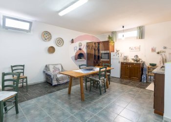 Sala da pranzo - Villa Strada Nuraghe Isfundadu
 
5, Olmedo - foto 81