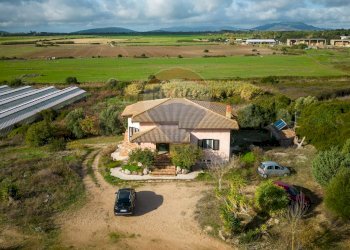 Casa all\'aperto - Villa Strada Nuraghe Isfundadu
 
5, Olmedo - foto 83