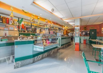 Piscina - Locale Commerciale Via Efisio Marini
 
26, Ittiri - foto 4