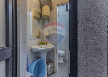 Bagno - Locale Commerciale Via Efisio Marini
 
26, Ittiri - foto 30