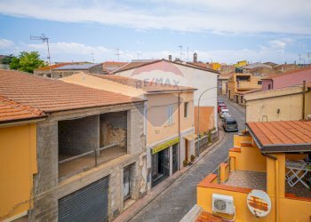 Edificio all\'aperto - Locale Commerciale Via Efisio Marini
 
26, Ittiri - foto 36