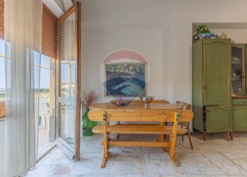 Sala da pranzo - Quadrilocale Via Carlo Alberto
 
10, Castelsardo - foto 14